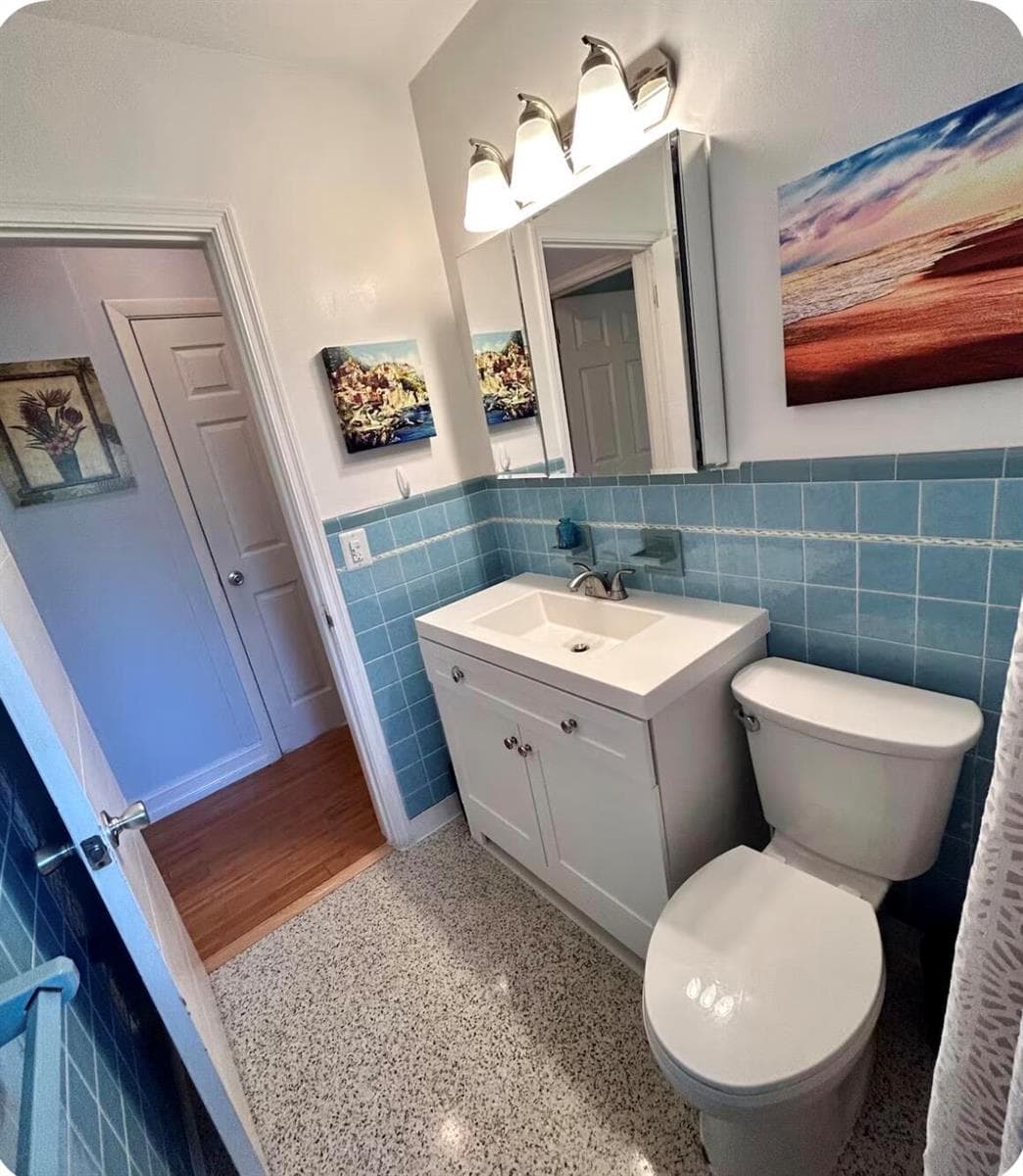 1800 E TERRA MAR Drive photo 18