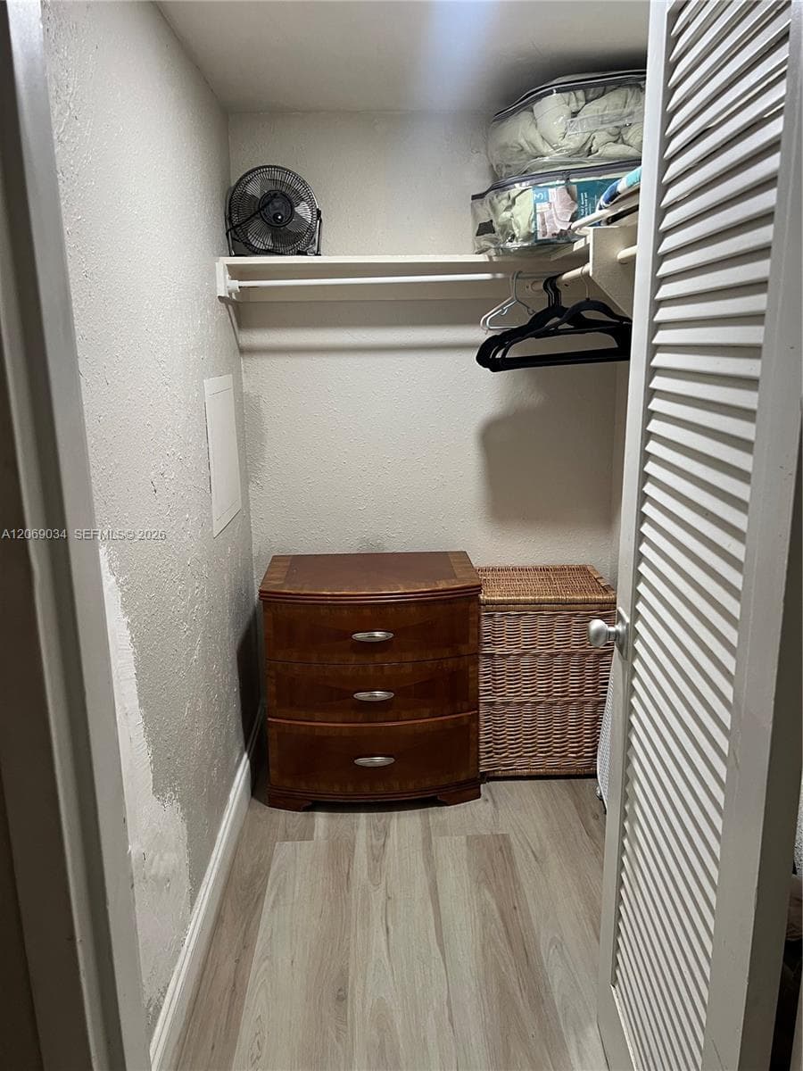 4040 Galt Ocean Dr 511 photo 24