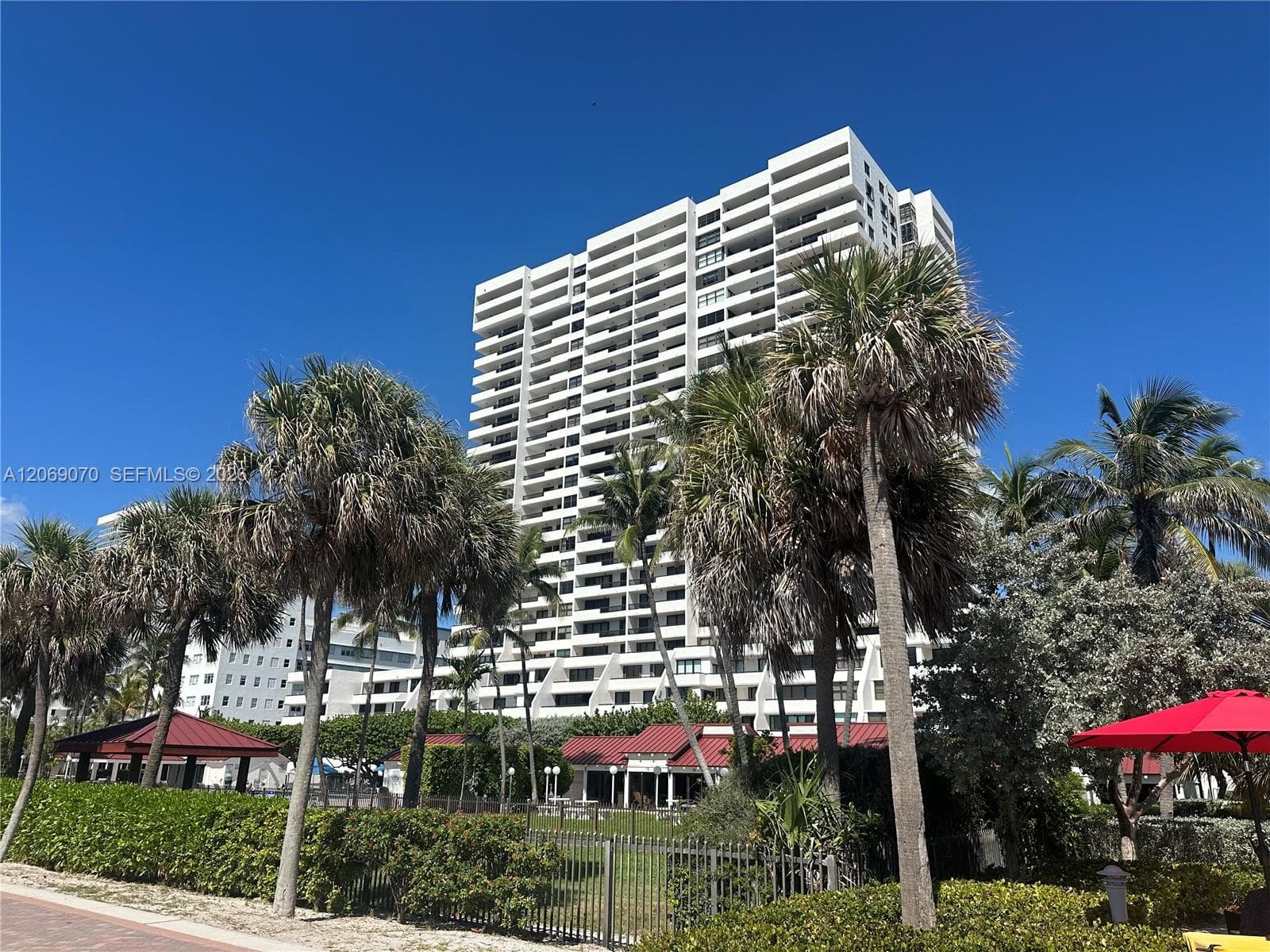 2555 Collins Ave 704 photo 13