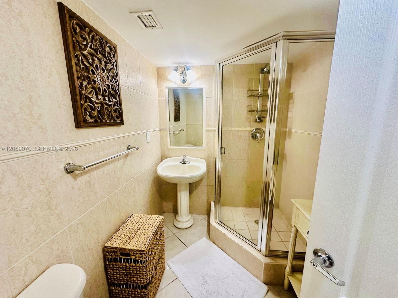 2555 Collins Ave 704 photo 12