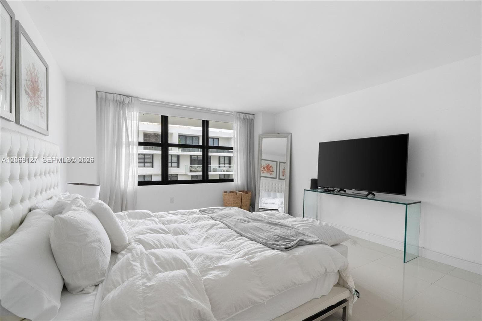 9801 Collins Ave 20V photo 12