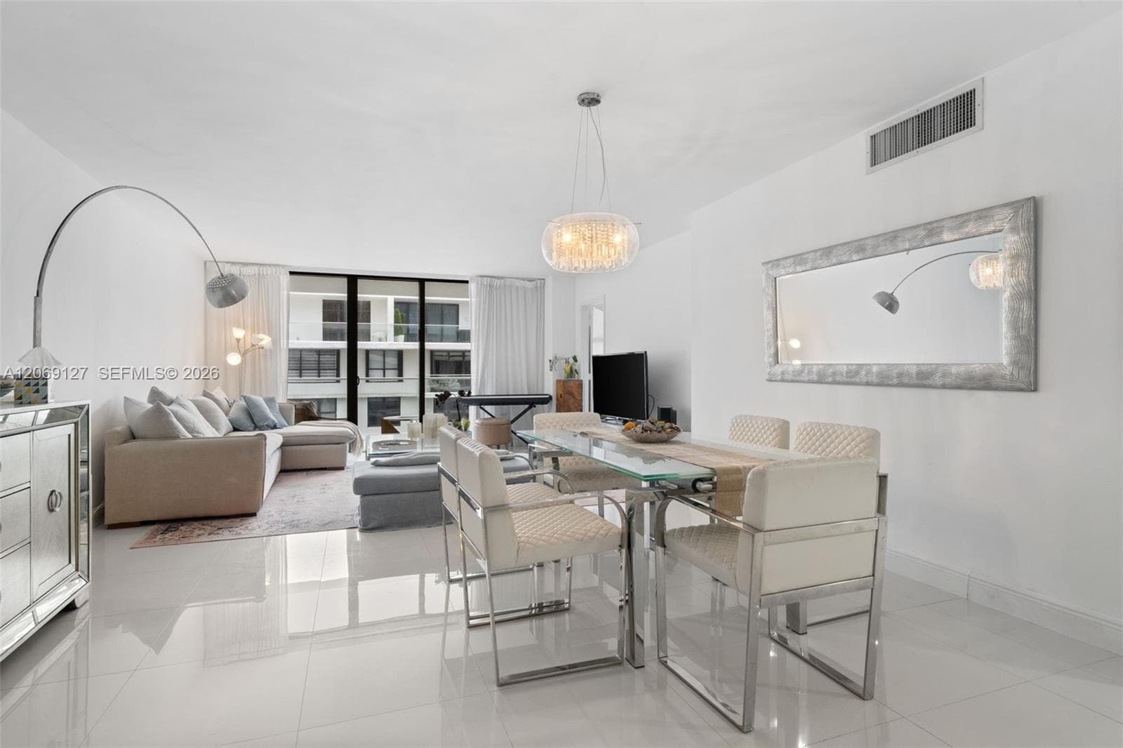 9801 Collins Ave 20V photo 1