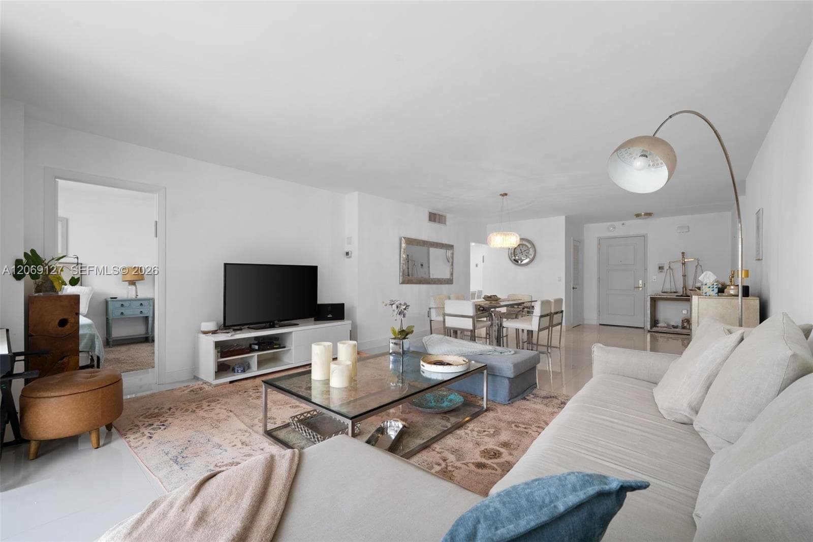 9801 Collins Ave 20V photo 5