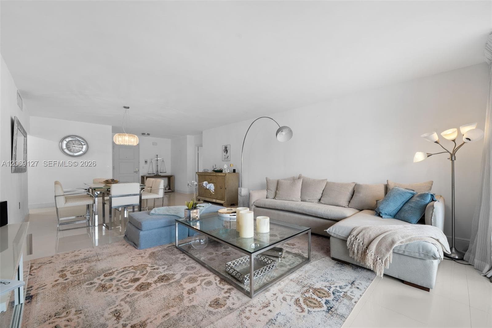 9801 Collins Ave 20V photo 4