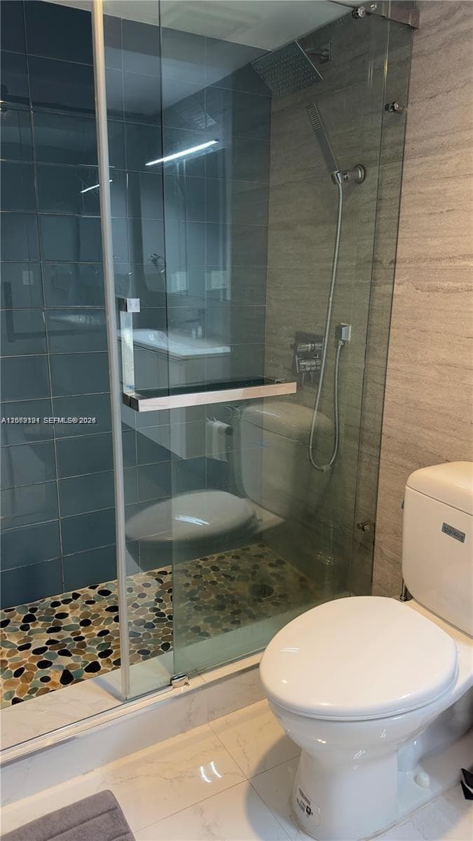 300 Bayview Dr 1102 photo 16