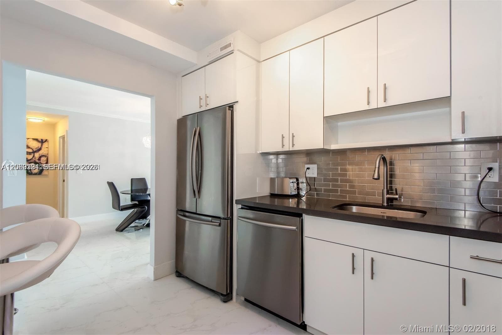 300 Bayview Dr 1102 photo 10