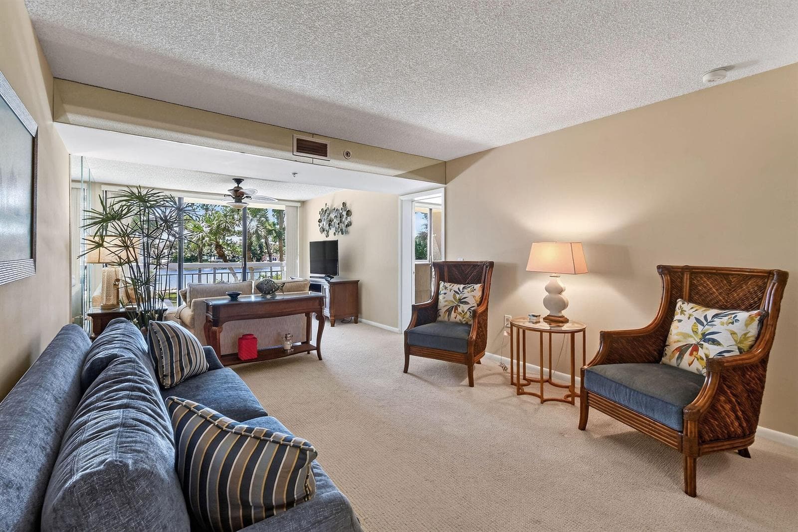 2101 Marina Isle Way 202 photo 7