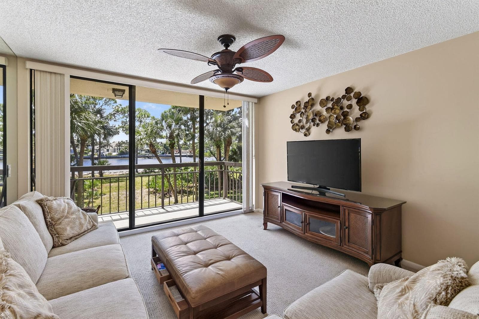2101 Marina Isle Way 202 photo 9