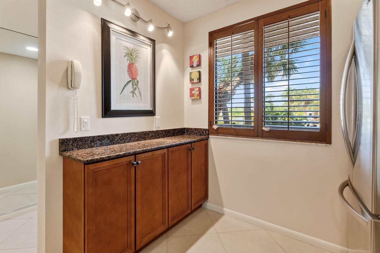 2101 Marina Isle Way 202 photo 4