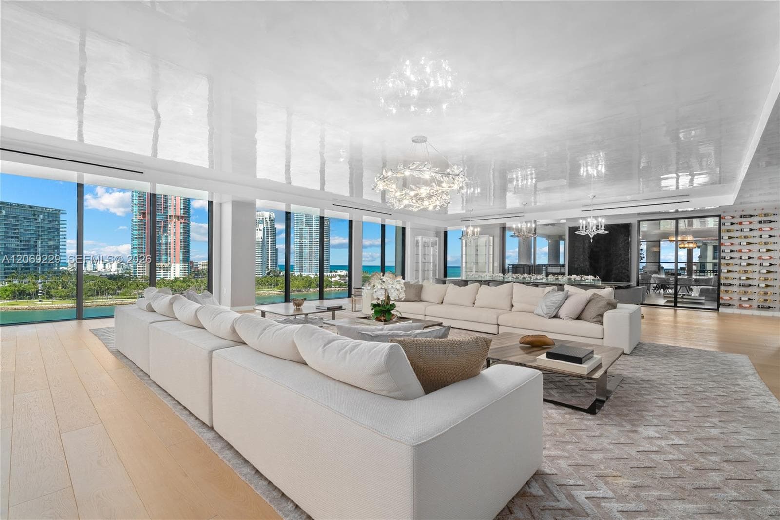 6893 Fisher Island Dr 6893 Lphcenter 6893 photo 9