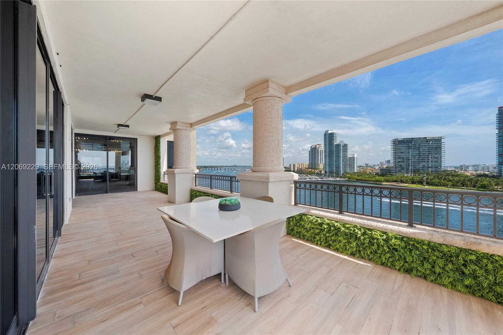 6893 Fisher Island Dr 6893 Lphcenter 6893 photo 15