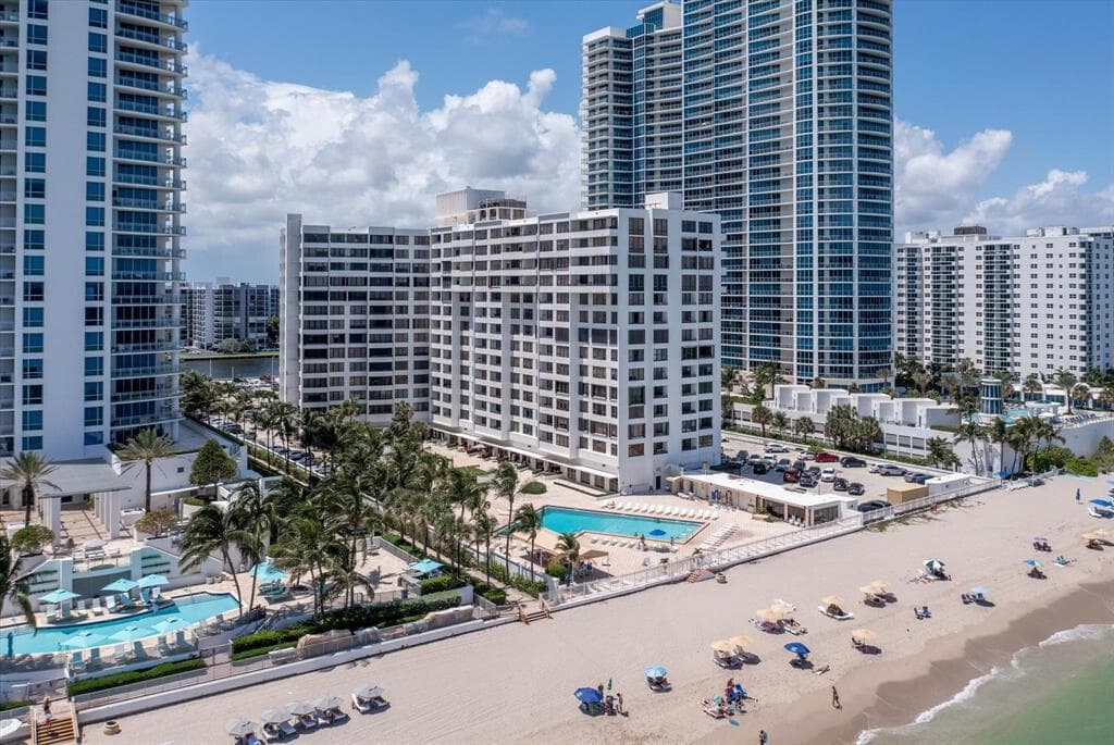 3505 S Ocean Drive 203 photo 6