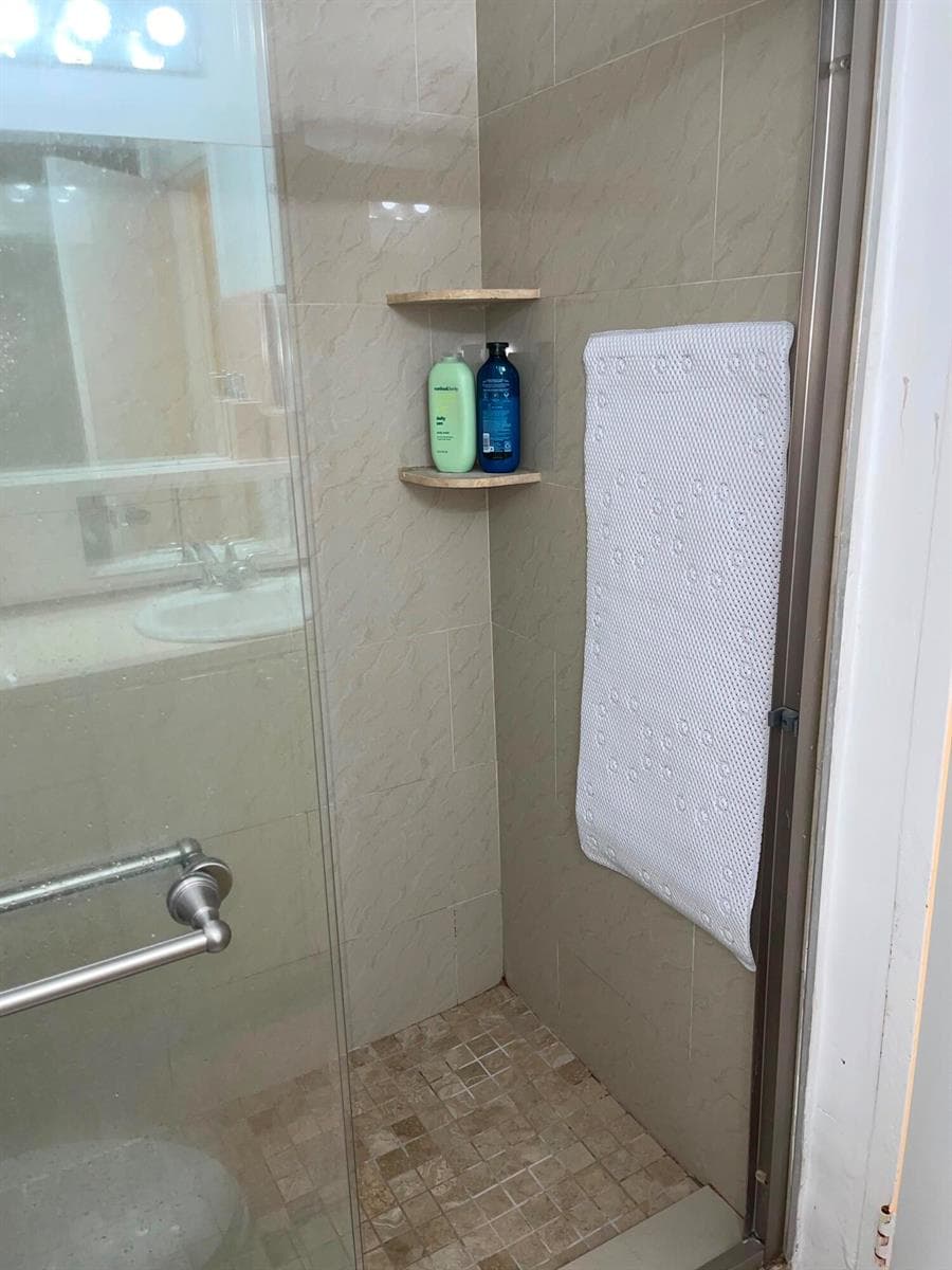 3505 S Ocean Drive 203 photo 17