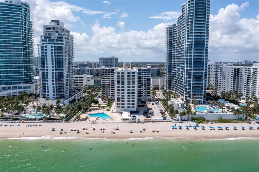 3505 S Ocean Drive 203 photo 7