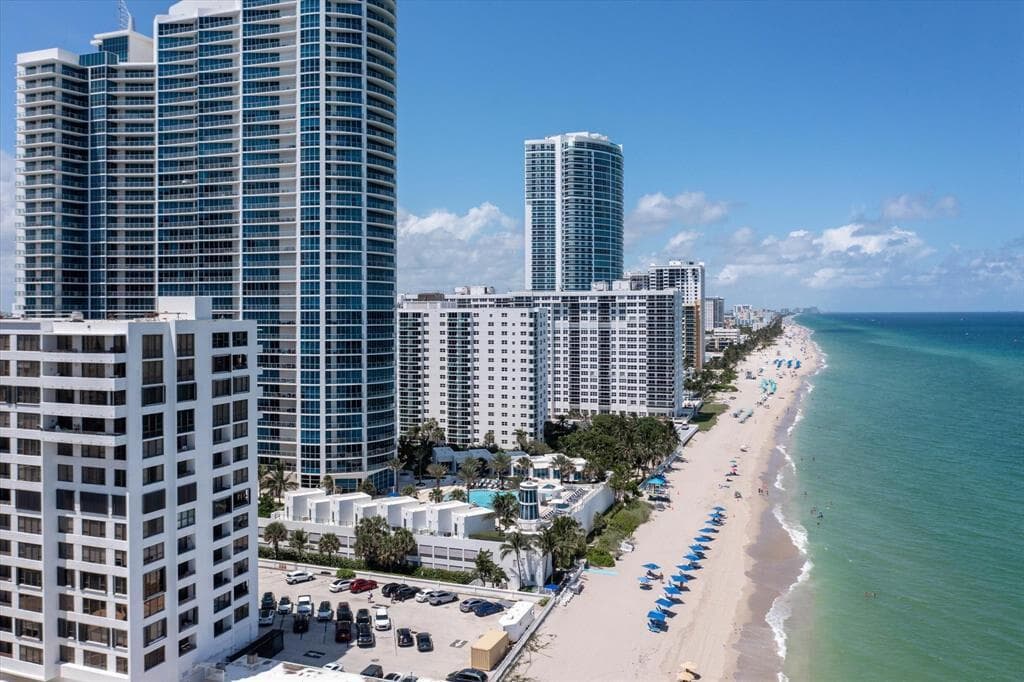 3505 S Ocean Drive 203 photo 8