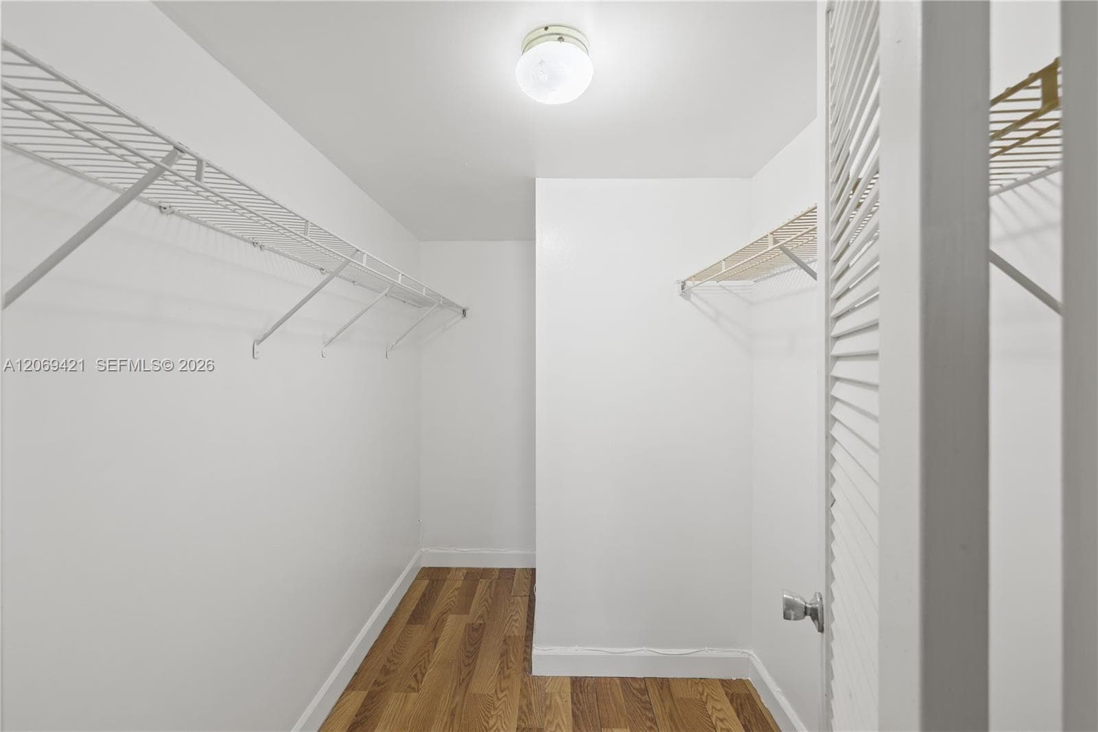 104 Paradise Harbour Blvd 114 photo 16