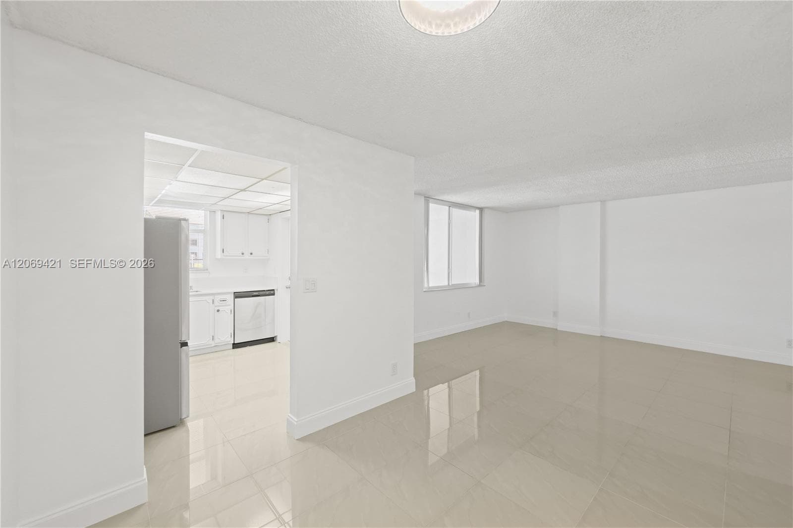 104 Paradise Harbour Blvd 114 photo 7