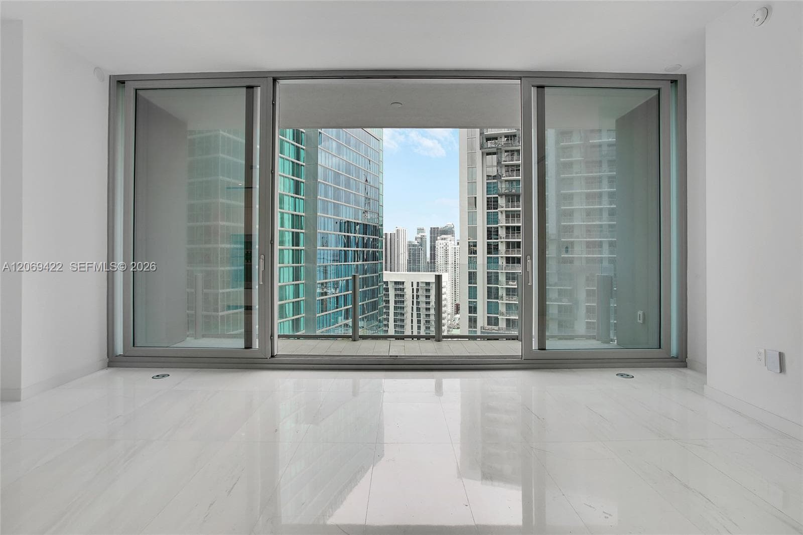 300 Biscayne Boulevard Way 3108 photo 3