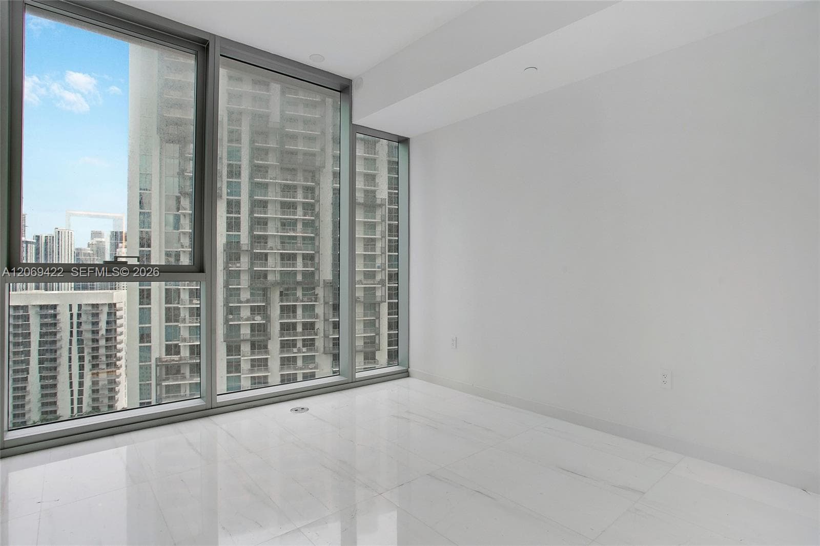 300 Biscayne Boulevard Way 3108 photo 11