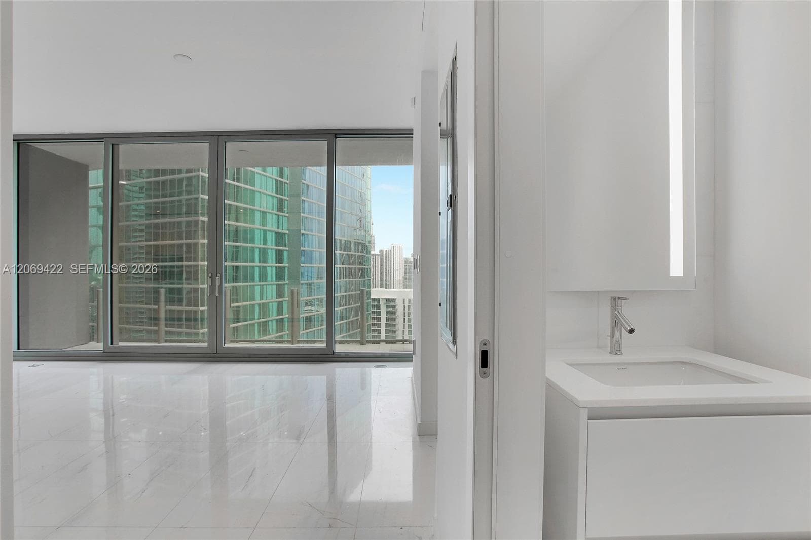 300 Biscayne Boulevard Way 3108 photo 8
