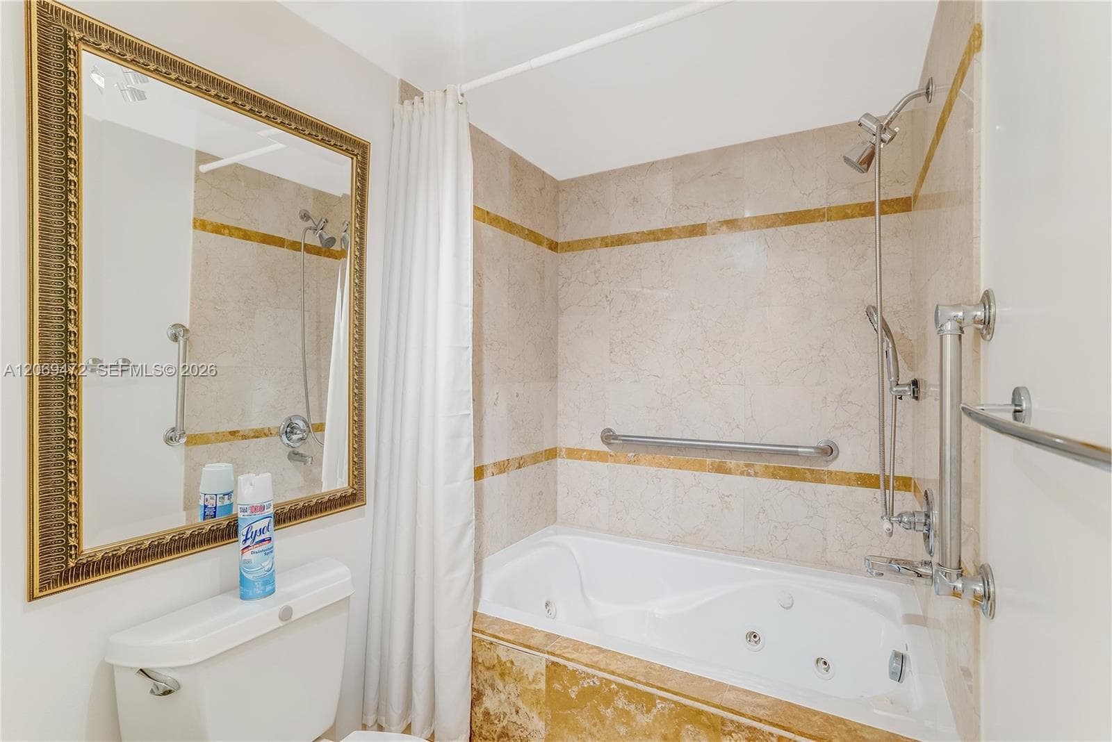 1000 Parkview Dr 614 photo 18