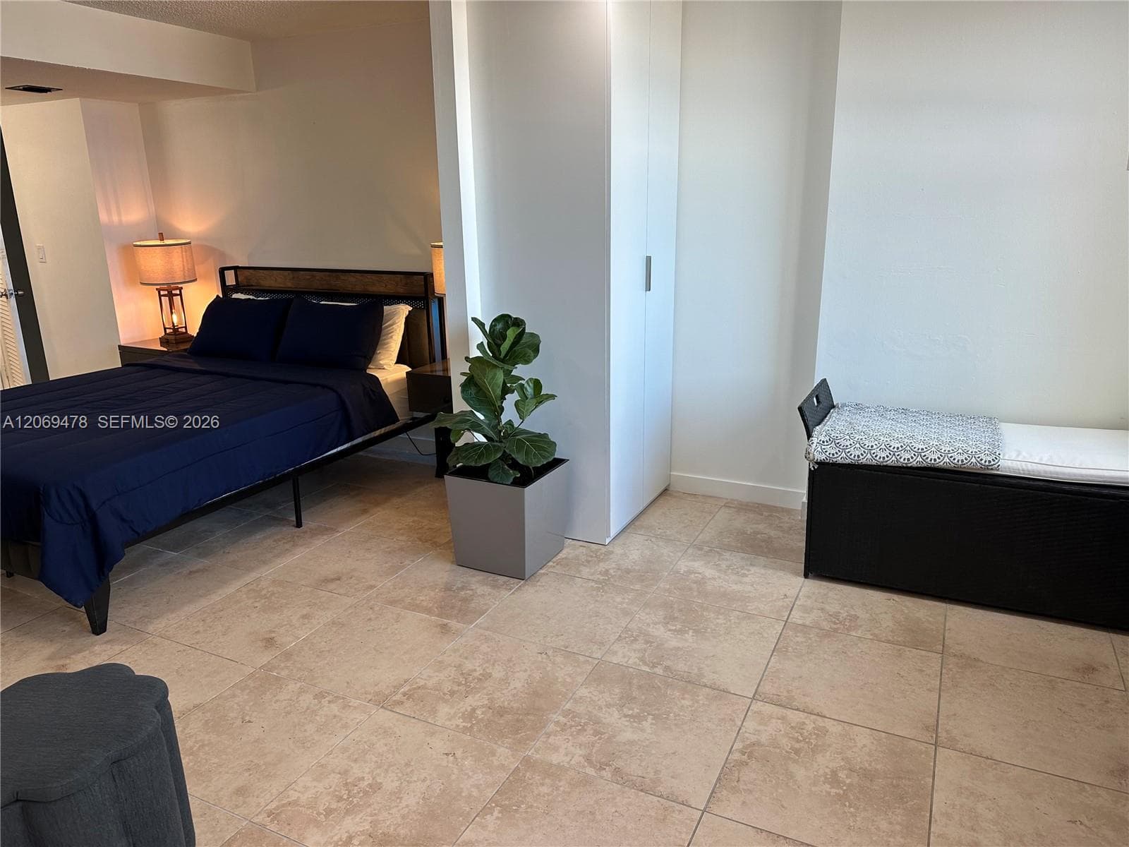 6039 Collins Ave 310 photo 11