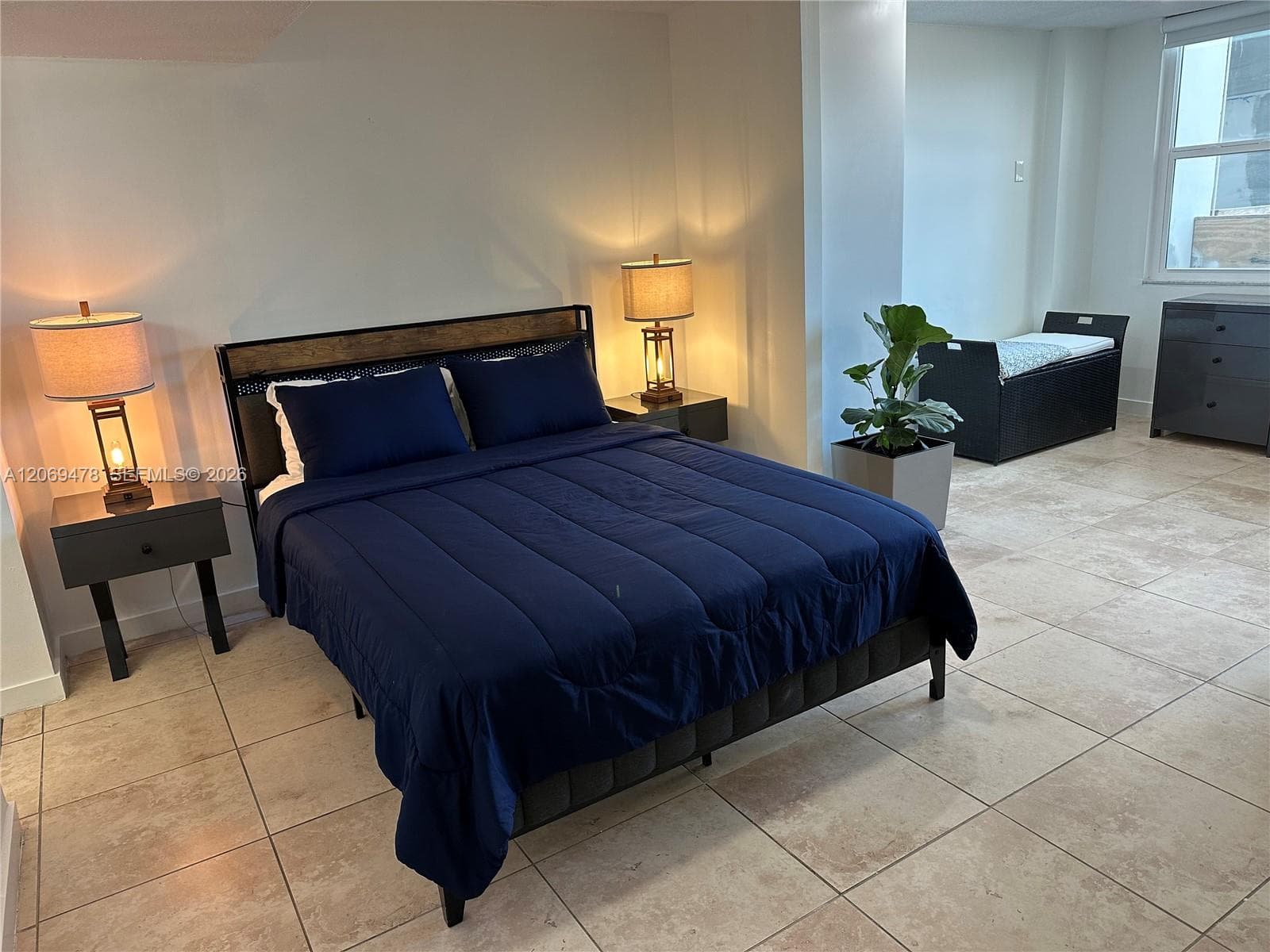 6039 Collins Ave 310 photo 8