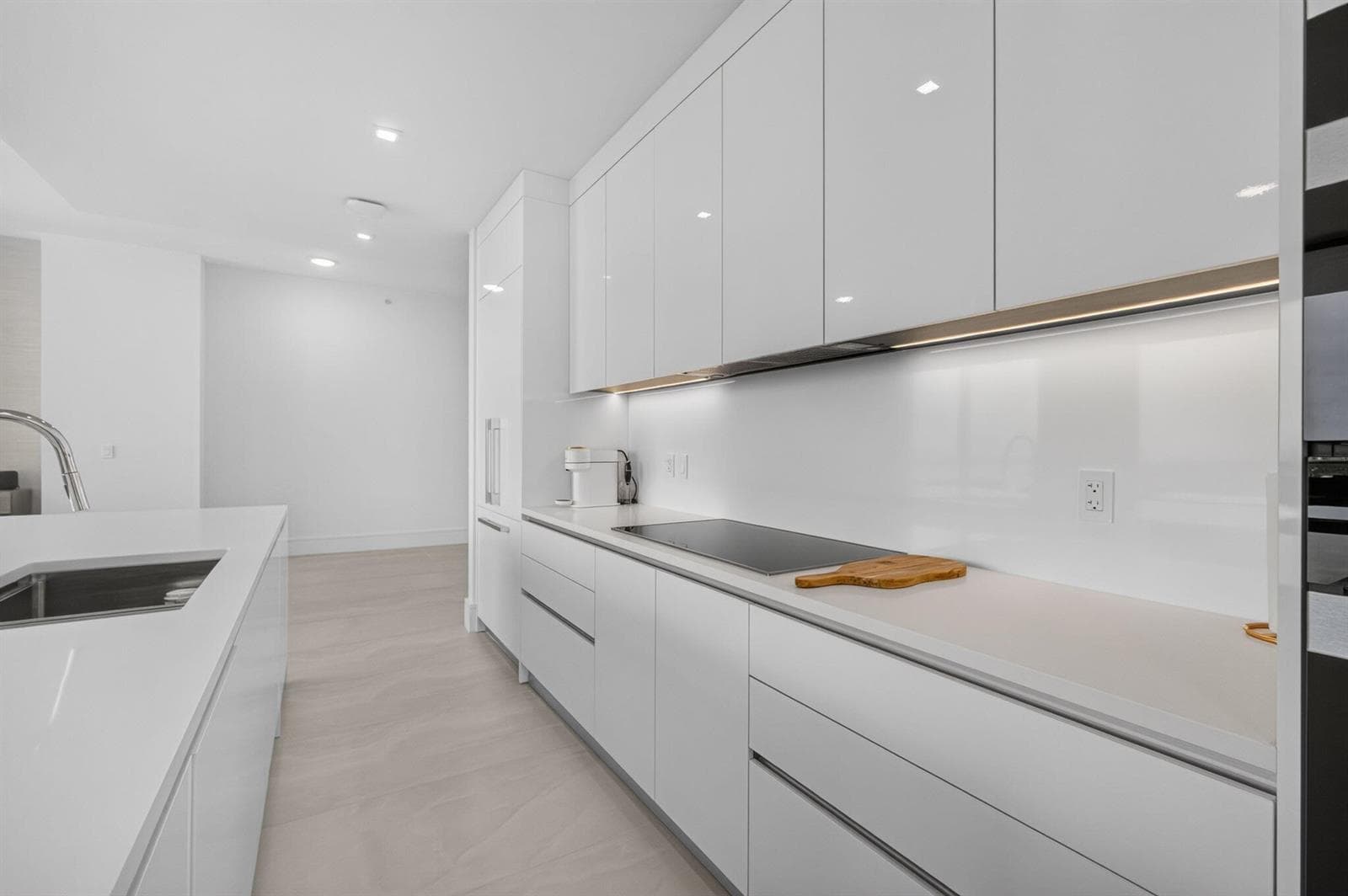 220 Lake Shore Drive 1702 photo 6
