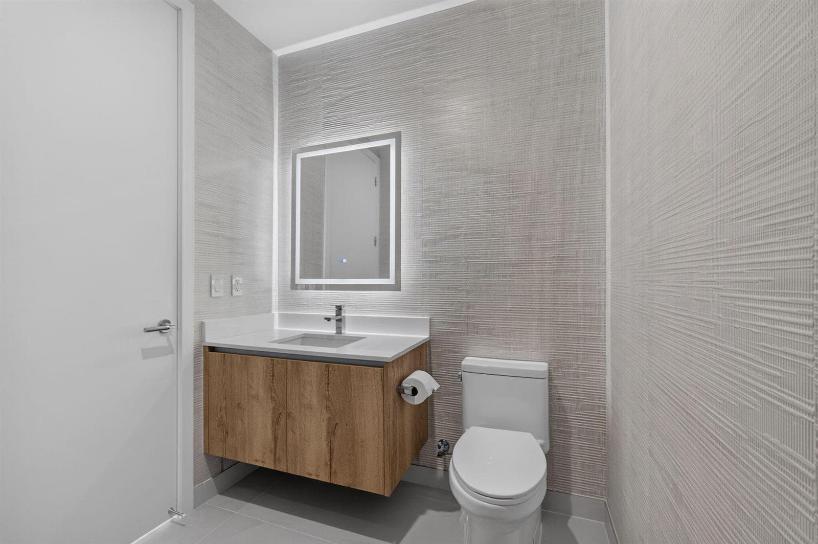220 Lake Shore Drive 1702 photo 22