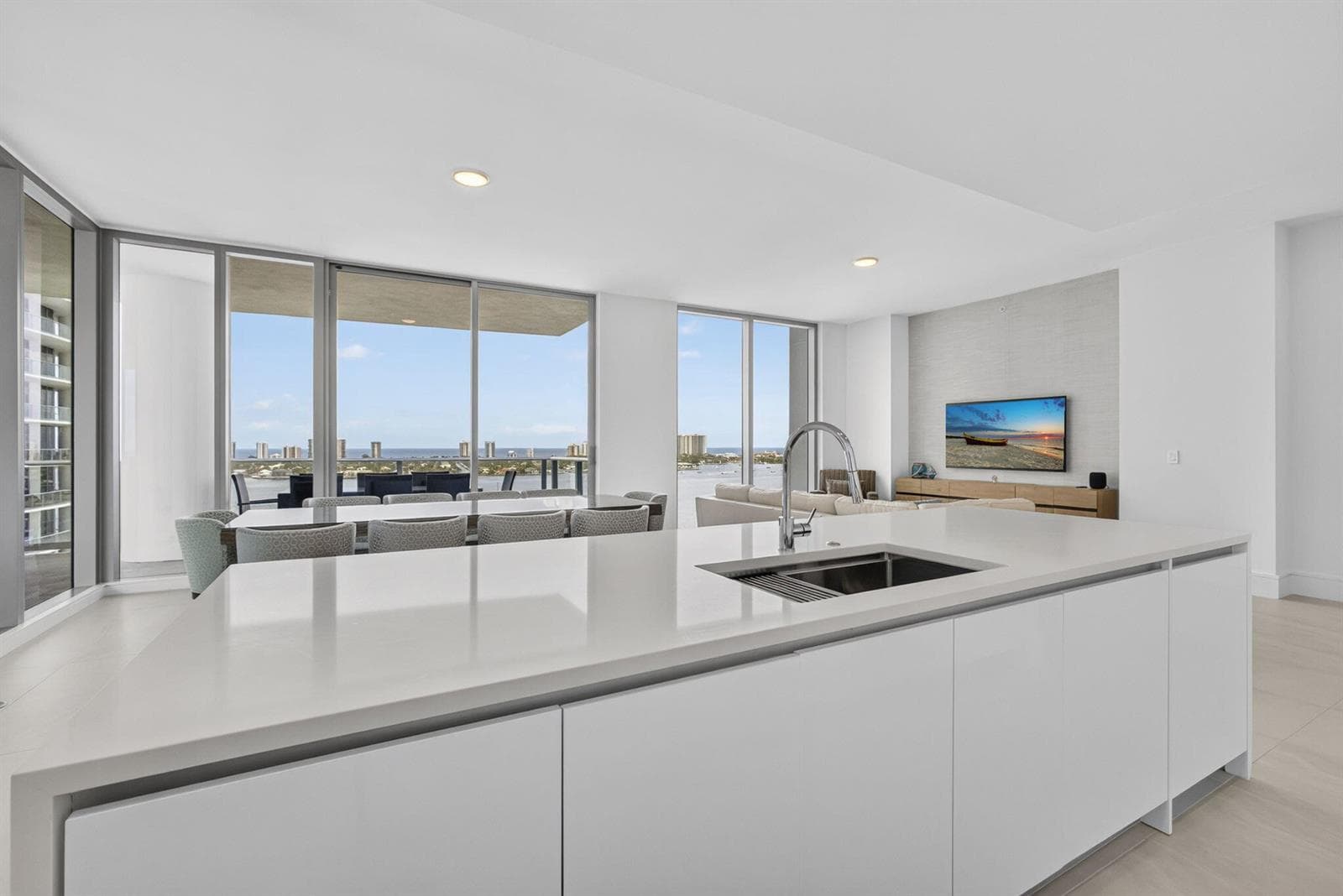 220 Lake Shore Drive 1702 photo 7