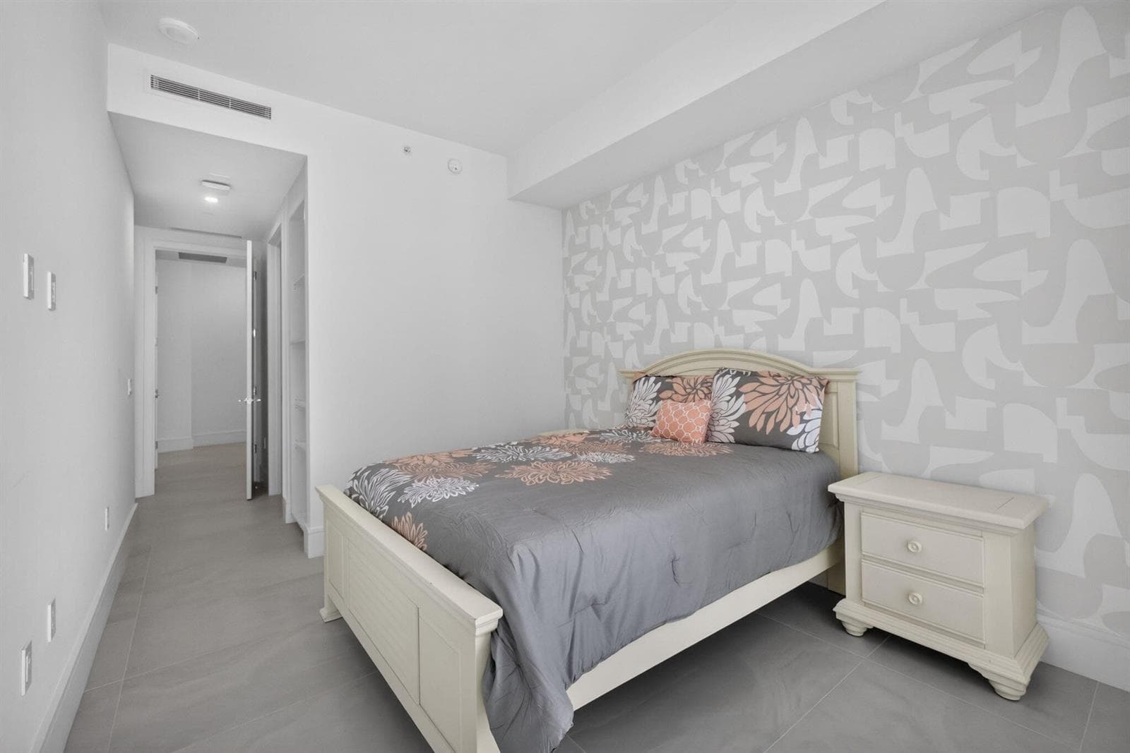 220 Lake Shore Drive 1702 photo 20