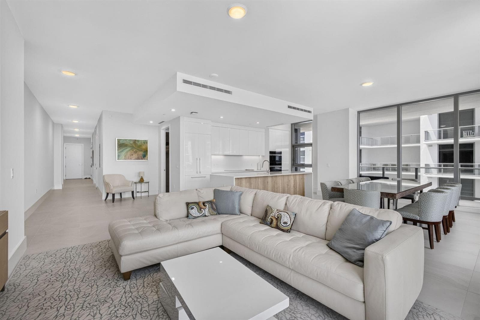 220 Lake Shore Drive 1702 photo 11
