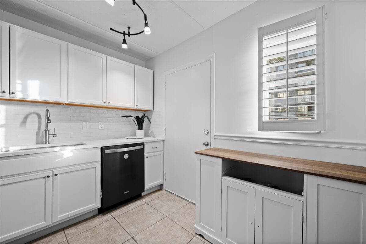 4500 N Flagler Drive D16 photo 5