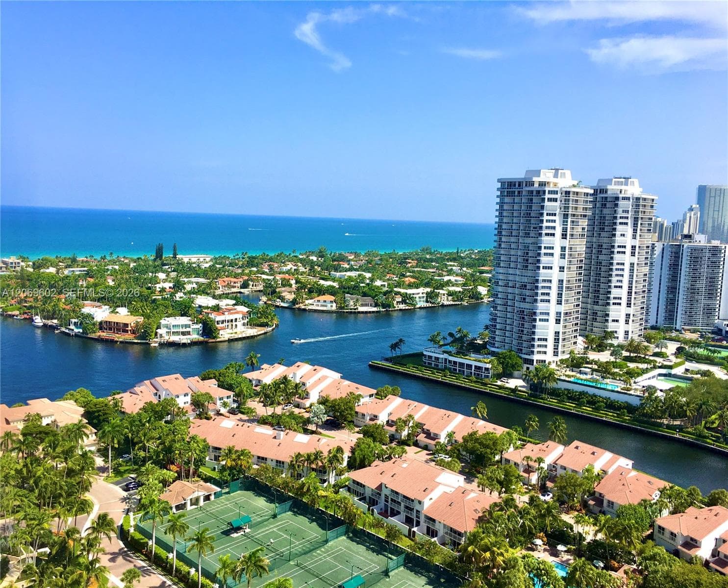 21055 Yacht Club Dr 2710 photo 1