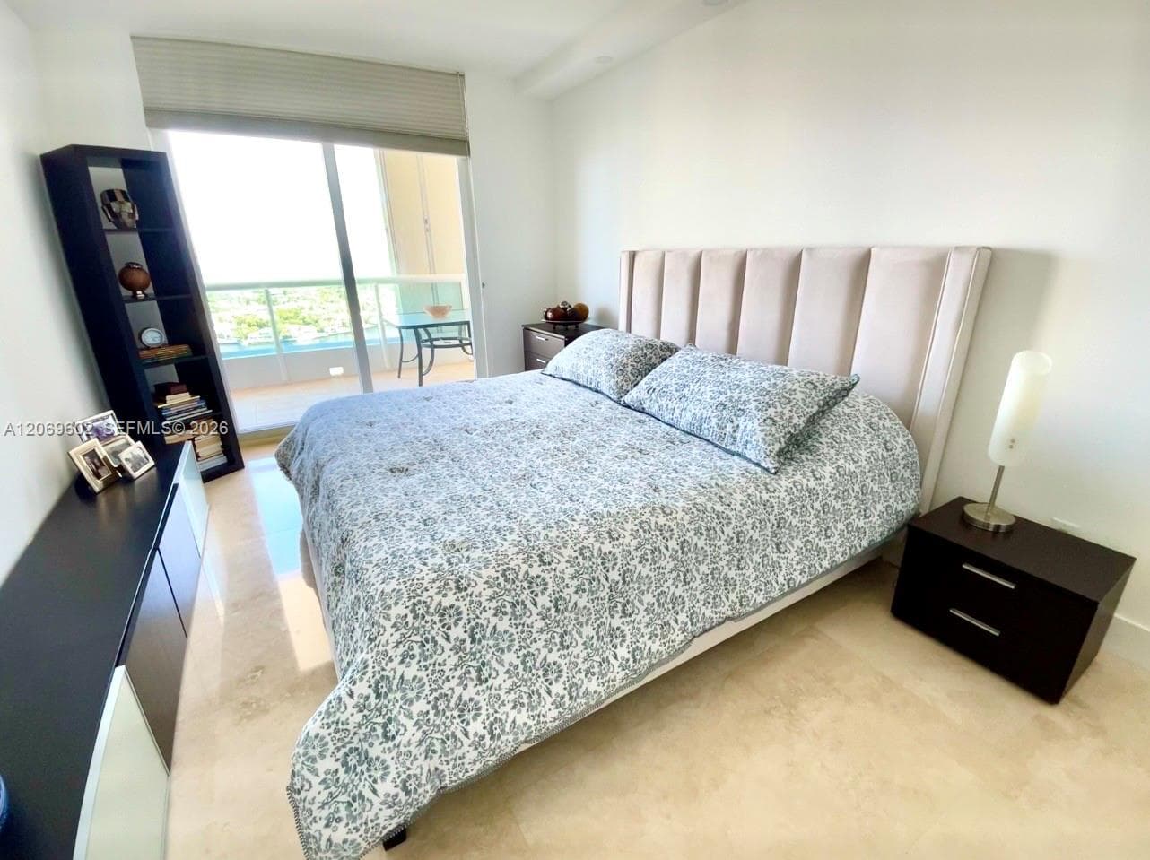21055 Yacht Club Dr 2710 photo 8