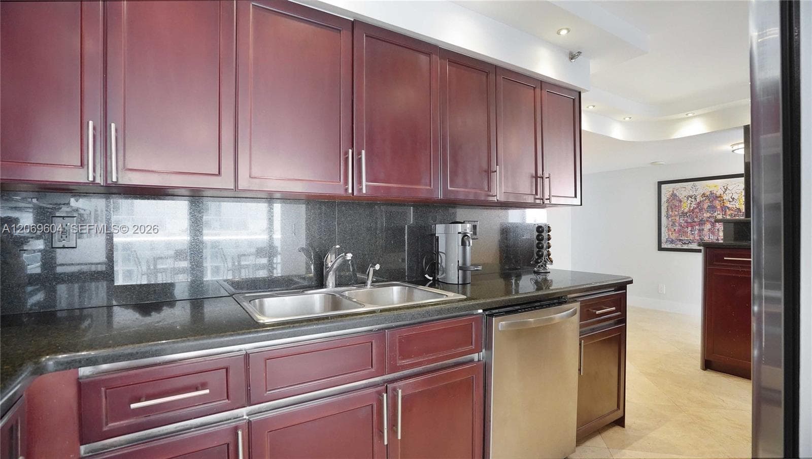 5757 Collins Ave 1505 photo 23
