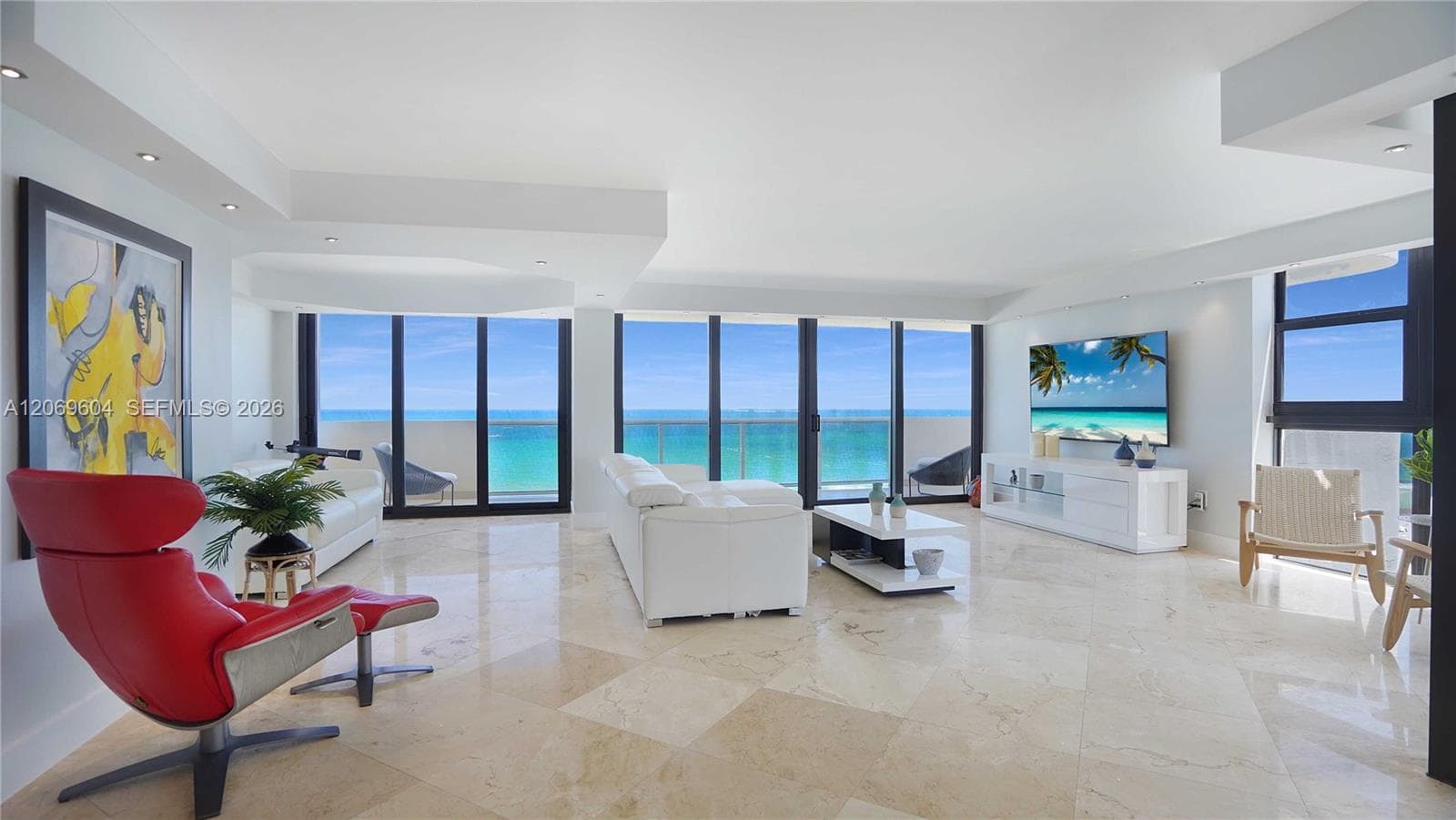 5757 Collins Ave 1505 photo 2