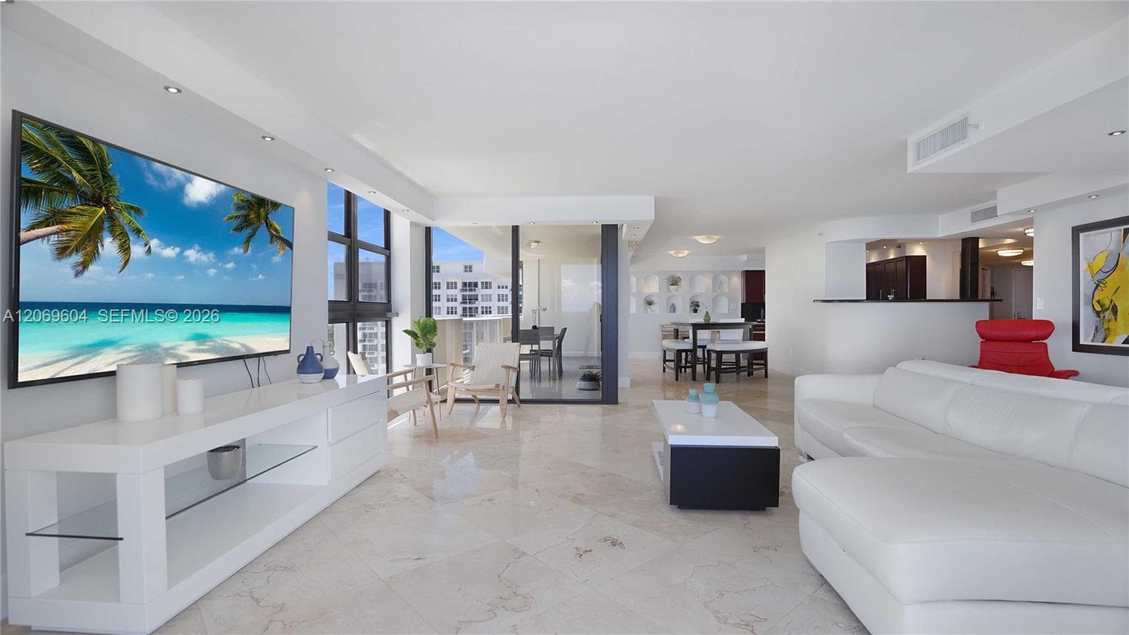 5757 Collins Ave 1505 photo 6