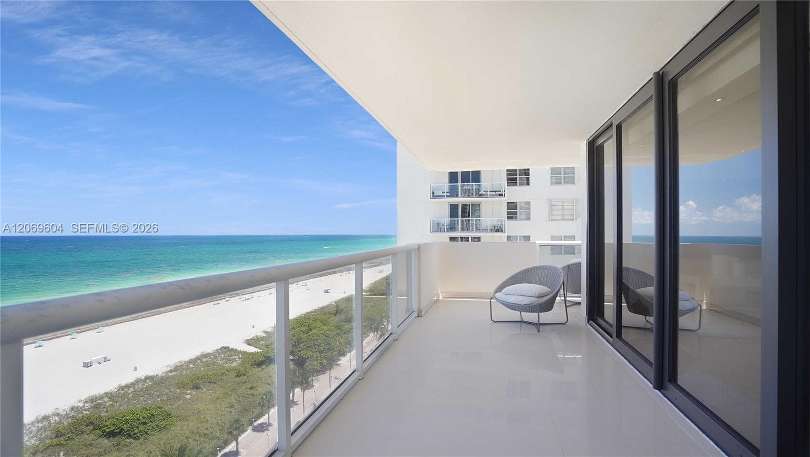 5757 Collins Ave 1505 photo 8