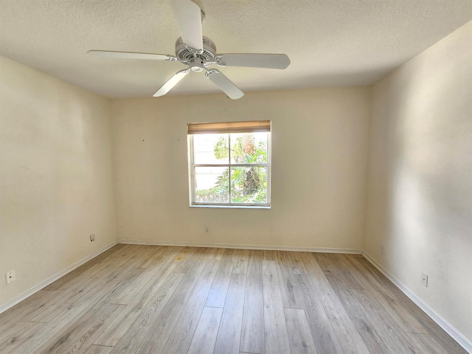 7245 WHITFIELD Avenue photo 16