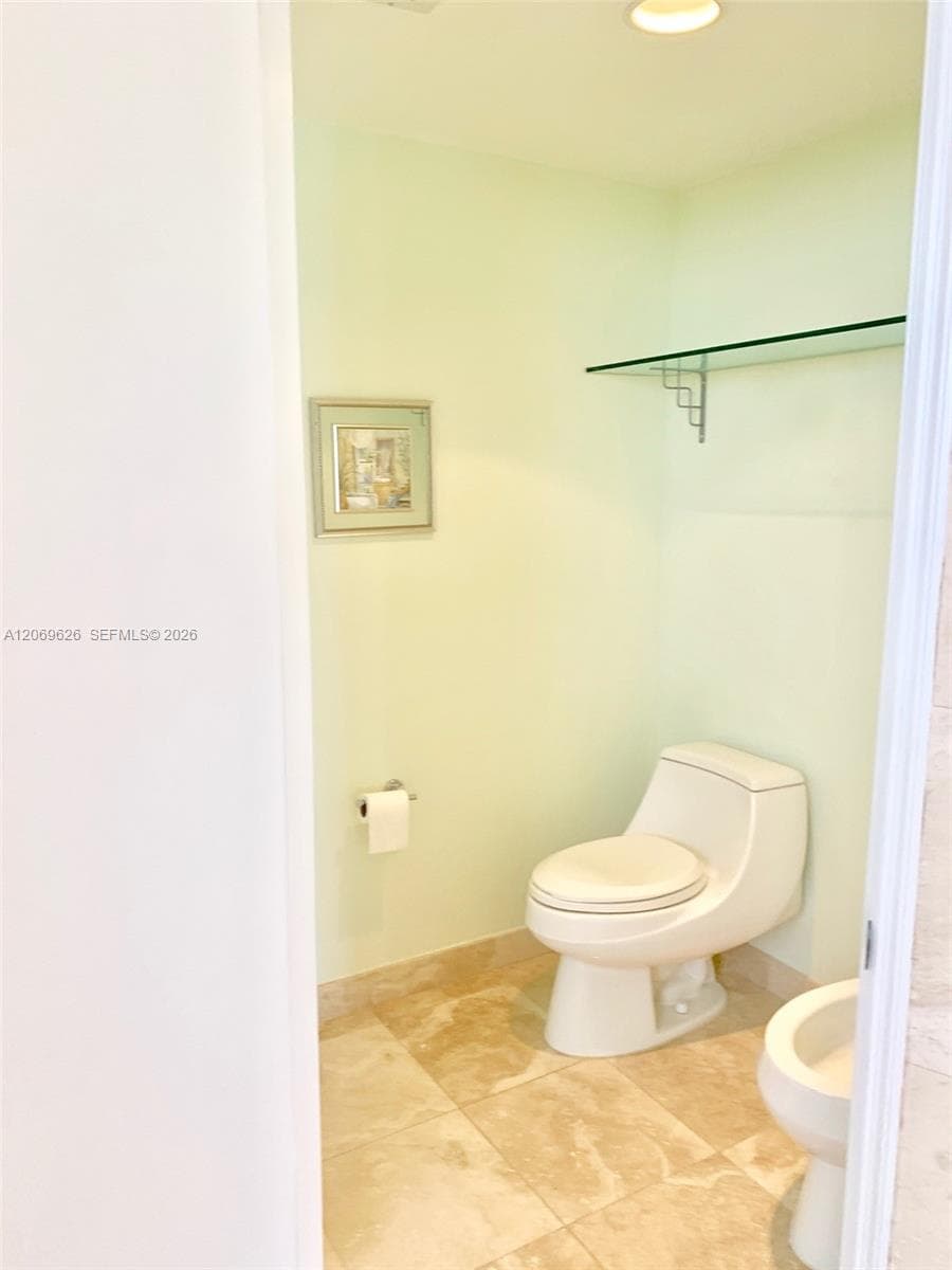 17555 Collins Ave 1503 photo 24