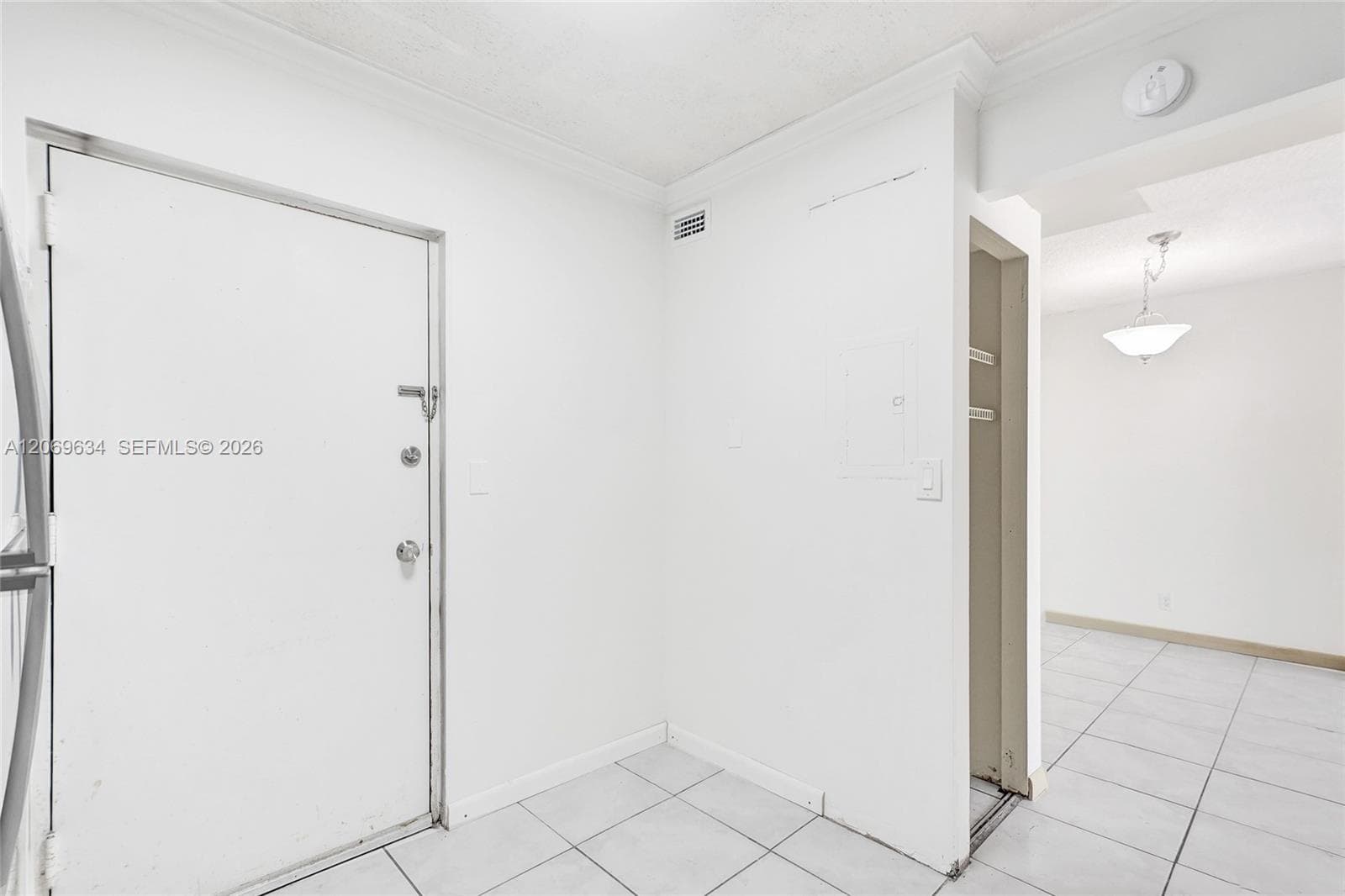 2025 NE 164th St 710 photo 12