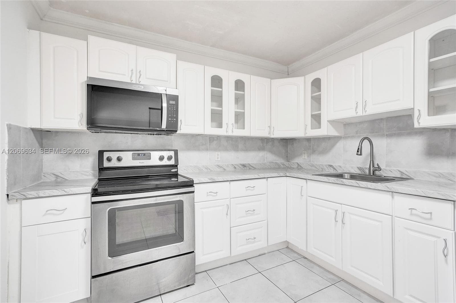 2025 NE 164th St 710 photo 11