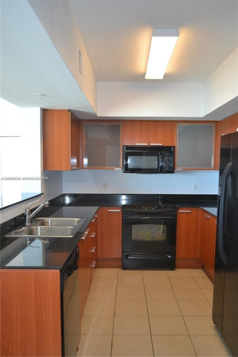 16699 Collins Ave 3109 photo 2