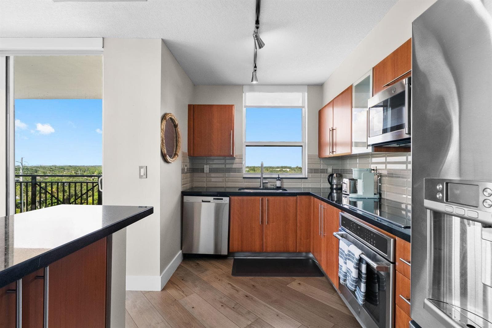 600 W LAS OLAS Boulevard 902S photo 15