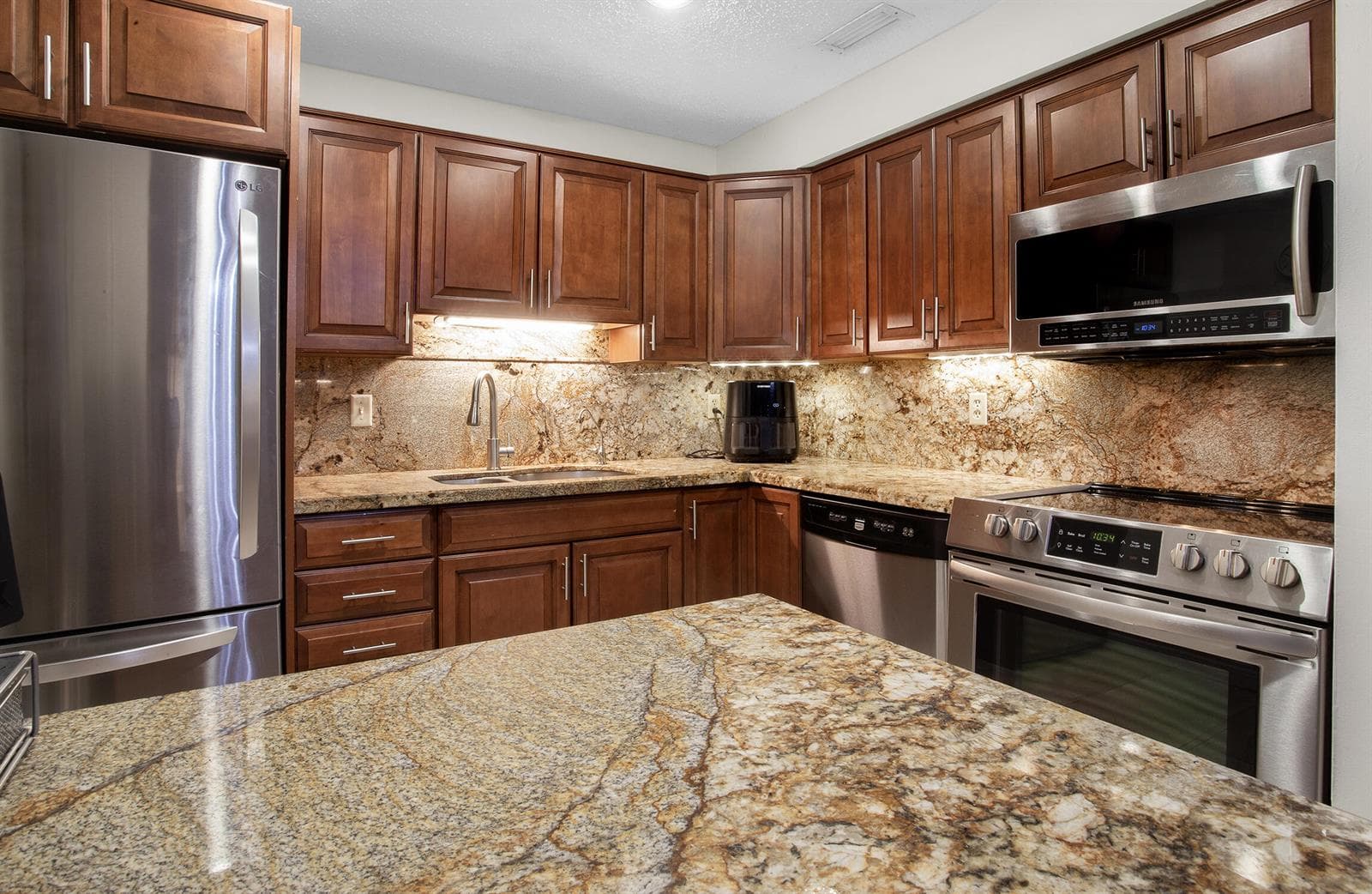 6411 BAY CLUB Drive 2 photo 13