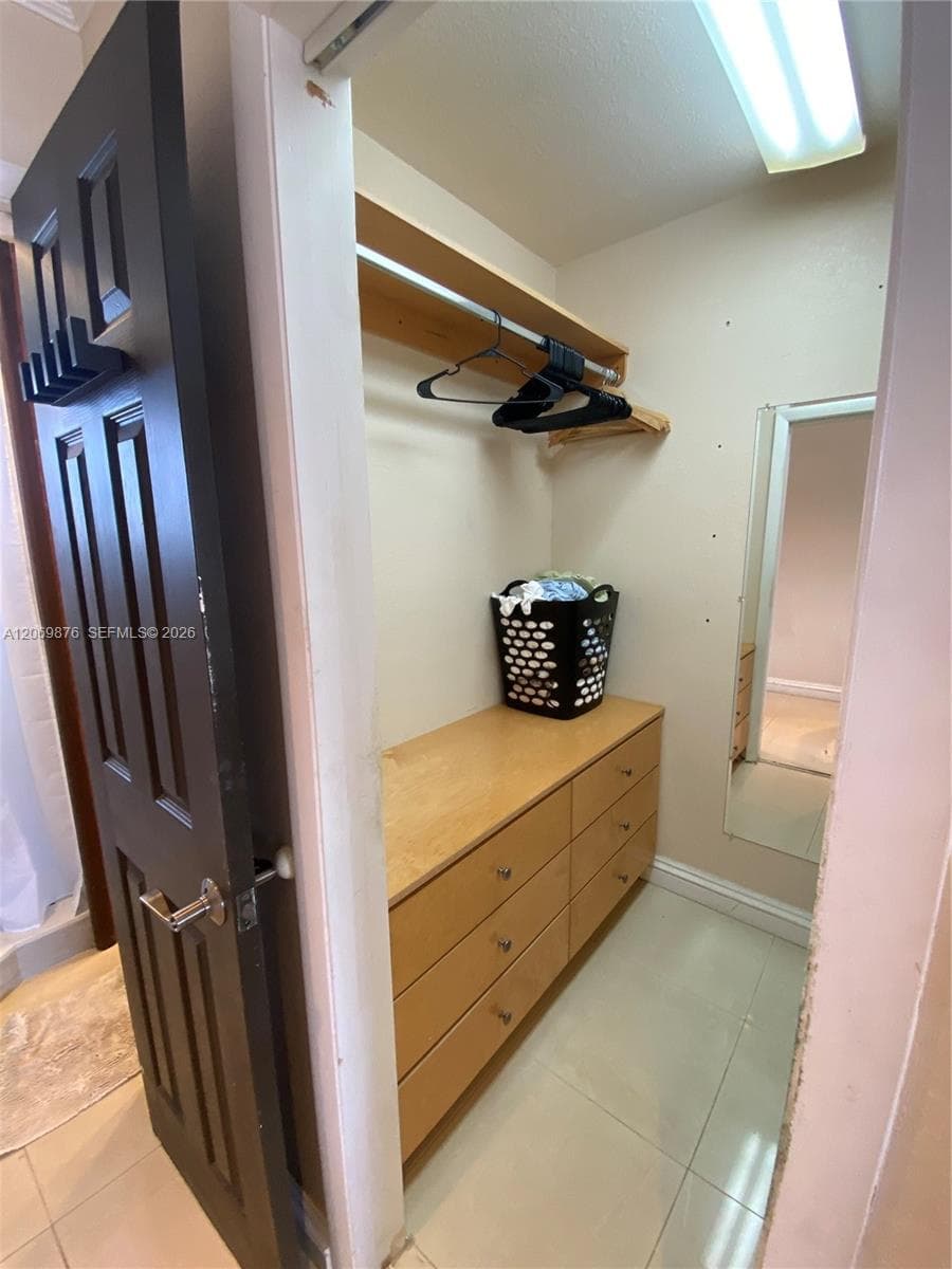 3601 NE 170 407 photo 23