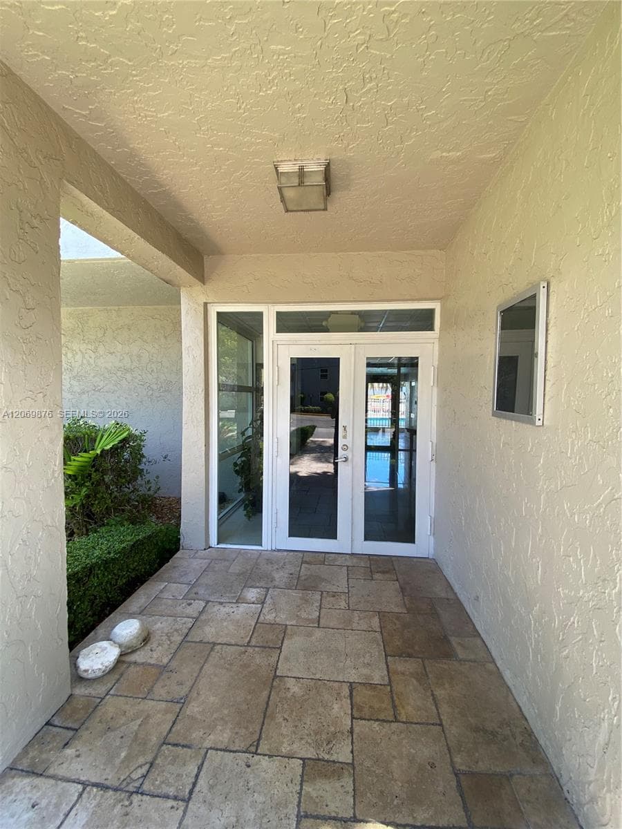 3601 NE 170 407 photo 2