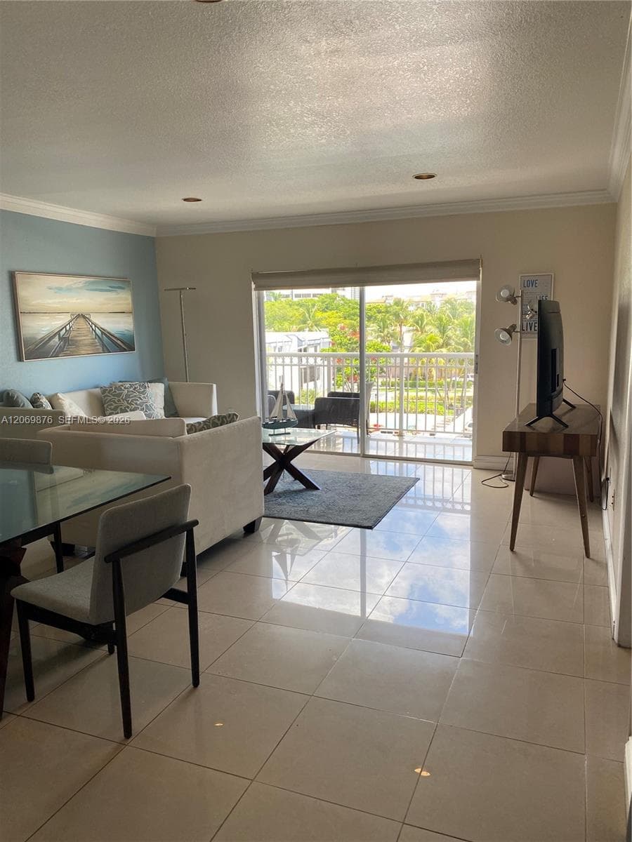 3601 NE 170 407 photo 9