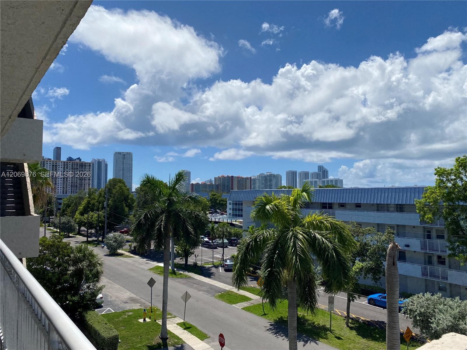 3601 NE 170 407 photo 15